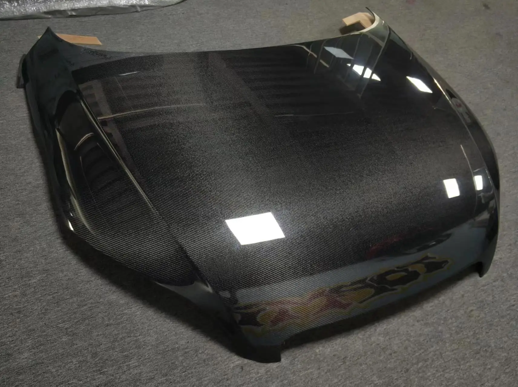 Capó de fibra de carbono ventilado para Audi TTS 8J (2008-2015)