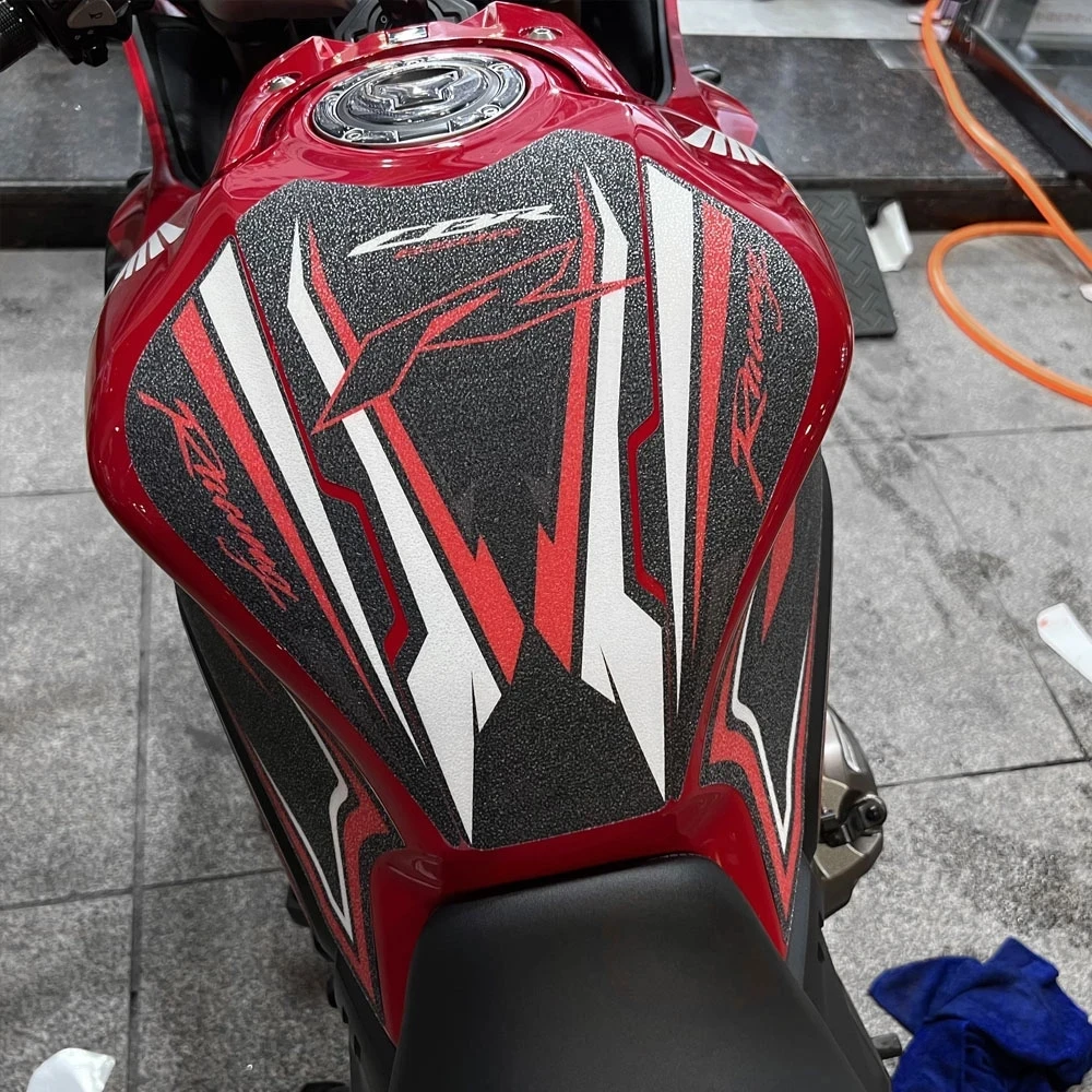 Kit Pegatinas Protección Depósito Honda CBR650R - Tank Pad y Tapa Llenado - imagen 3