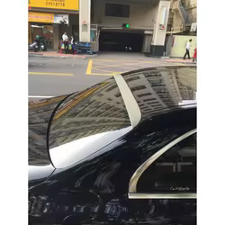 Alerón de techo Mercedes Clase C W205 fibra estilo tuning