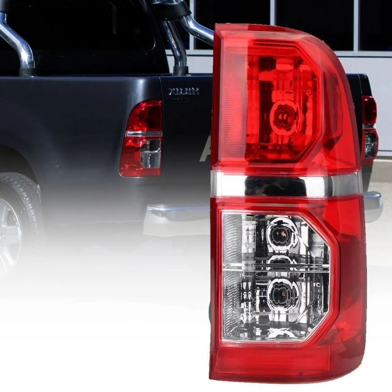 Piloto trasero Toyota Hilux Vigo con luz de freno 81551-0K150