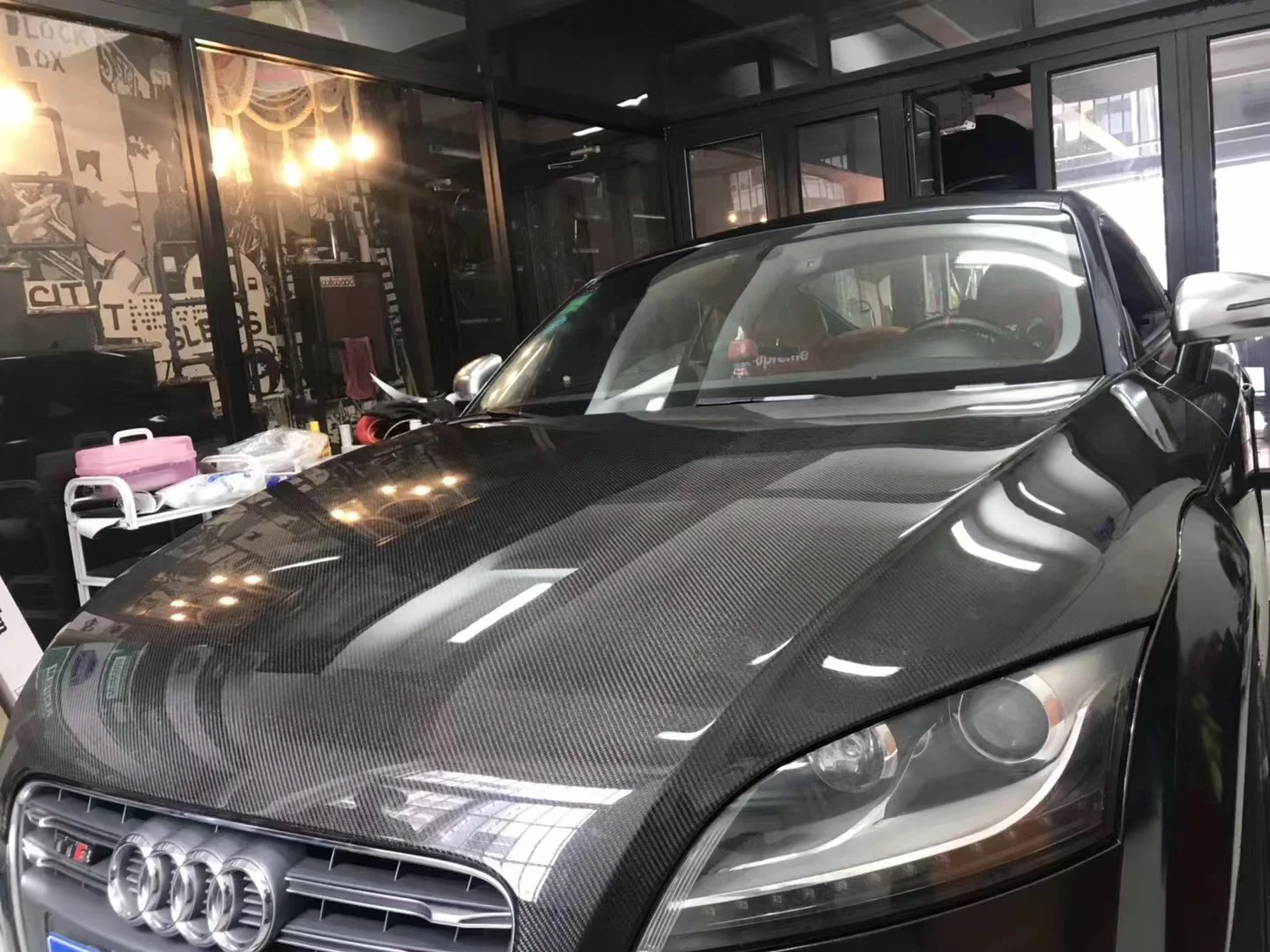 Capó de fibra de carbono ventilado para Audi TTS 8J (2008-2015) - imagen 2