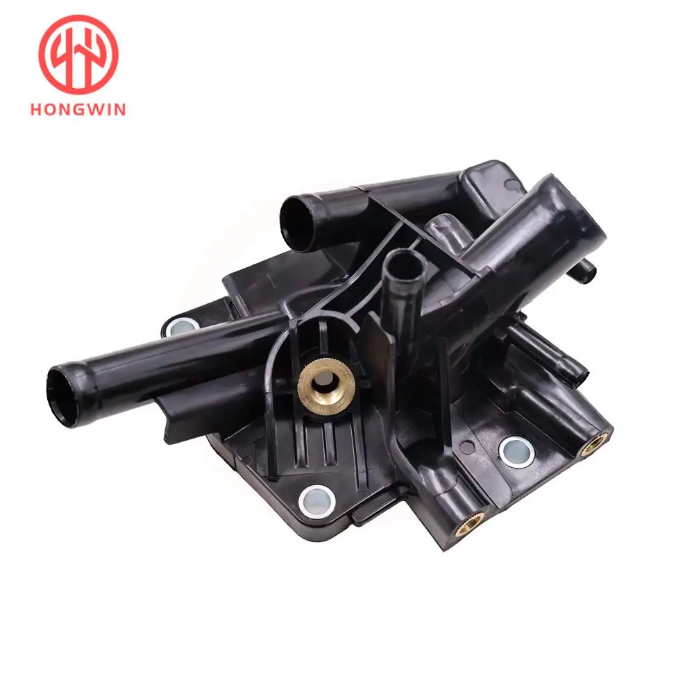 Brida salida de agua OEM 11060-5RB0A – Nissan Kicks/Versa 1.6 - imagen 4