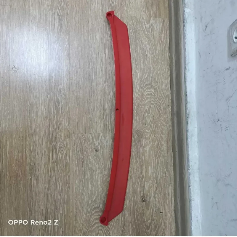 Labio de parachoques delantero en color, divisor exterior - imagen 2