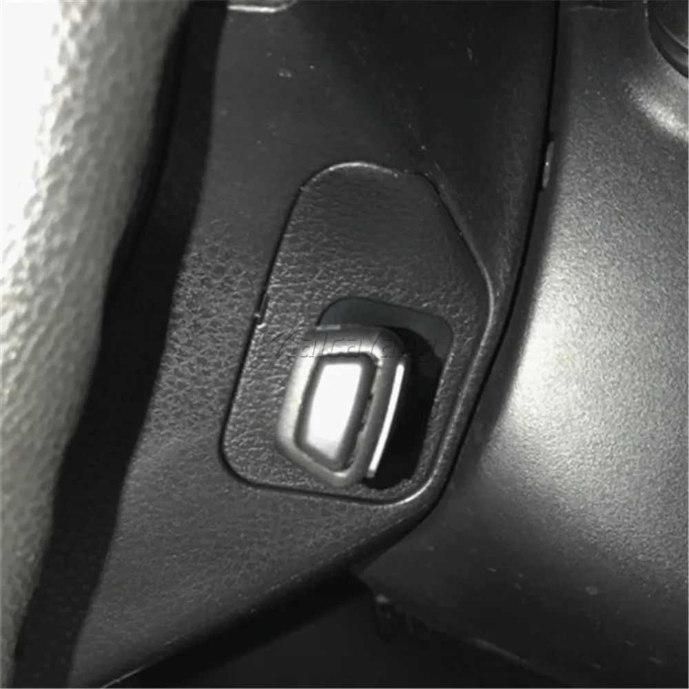 45186-0D050-C0 Cubierta para control de crucero - Toyota Yaris