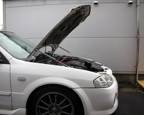 Puntal gas capó Mazda 323 Protegé BJ (1998-2003) soporte elevación