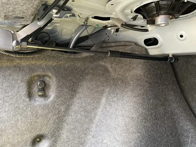 Amortiguador de gas maletero Honda Accord 2018-2022 - imagen 3