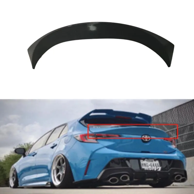 Vista frontal del alerón trasero deportivo para Toyota Corolla