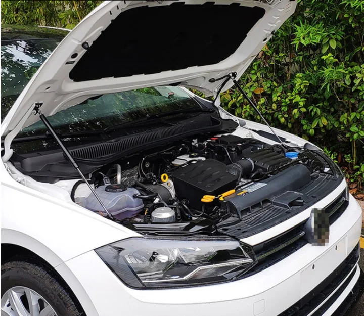 Puntal capó fibra carbono para VW Virtus – Resorte gas - imagen 2