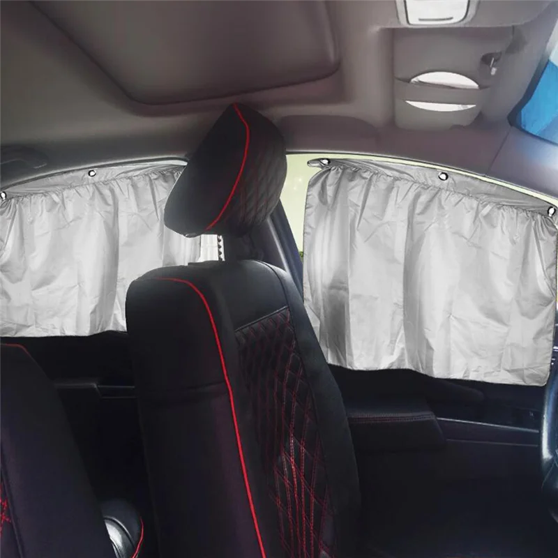 Parasol colocado en ventana trasera