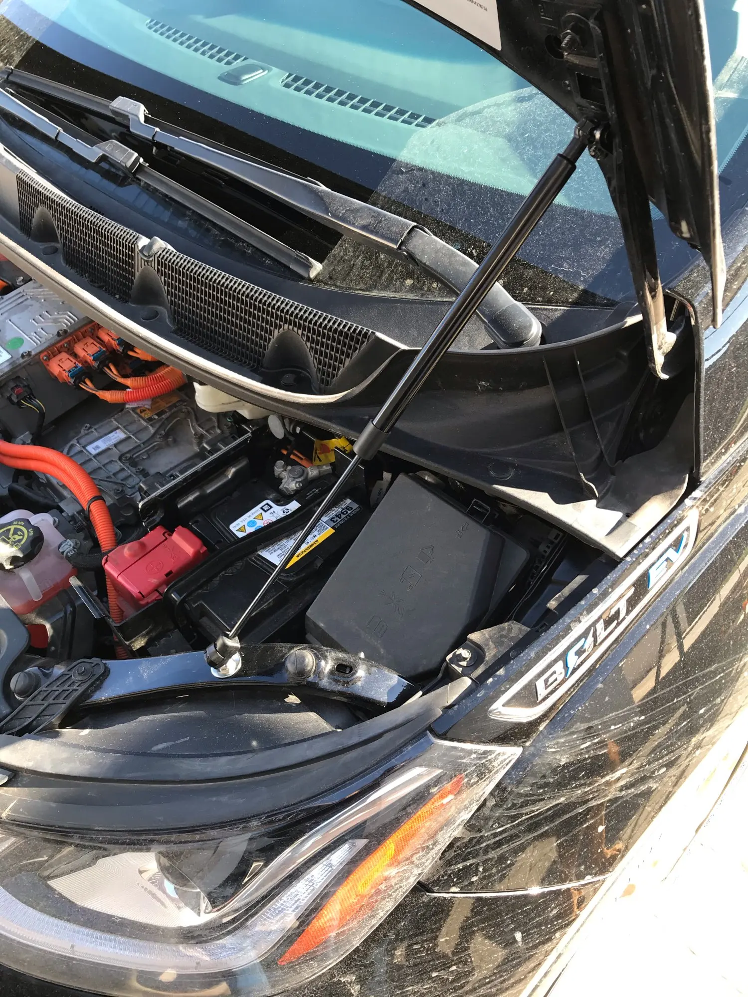 Puntales de capó Opel Ampera-e/Chevrolet Bolt EV 2017-2024 - imagen 5
