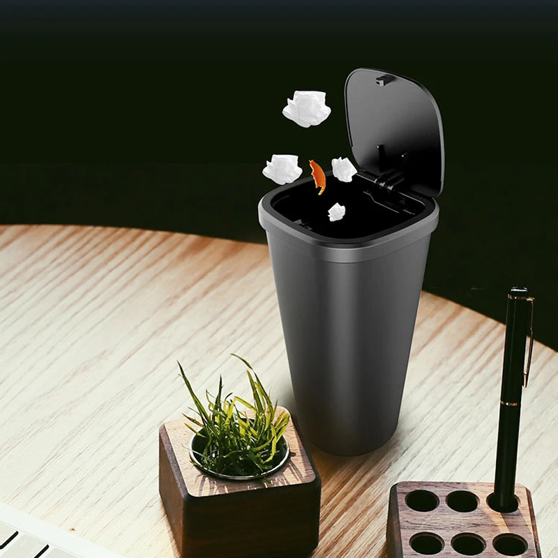 Cubo de basura compacto para el interior del automóvil