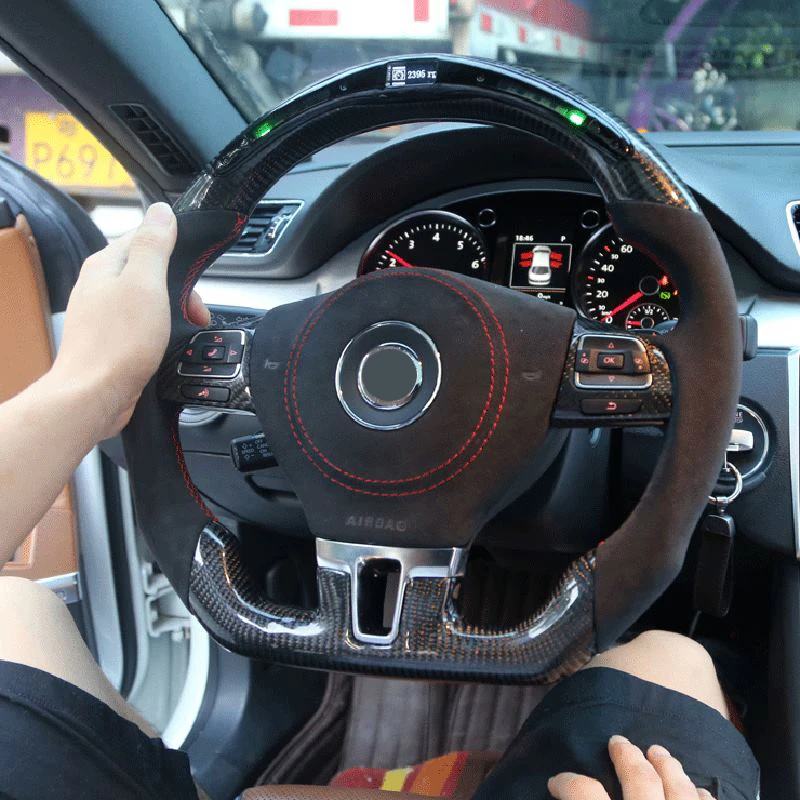 Volante fibra de carbono con pantalla LED – VW Golf 7, GTI, R, Jetta - imagen 5