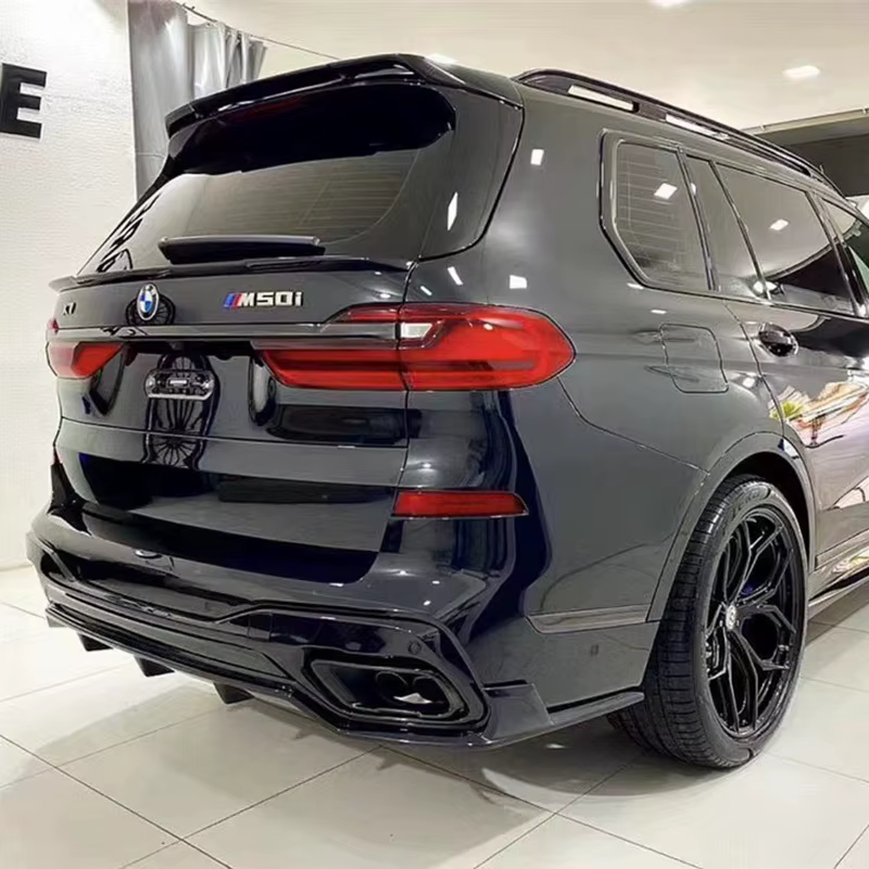 Detalle del alerón para portón trasero del BMW X7
