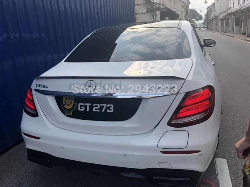 Alerón trasero carbono Mercedes W213 E200 E300 E400 E550 E63 AMG 2016-2017