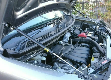 Amortiguadores de capó fibra de carbono – Nissan Cube Z12 2008-2019 - imagen 4
