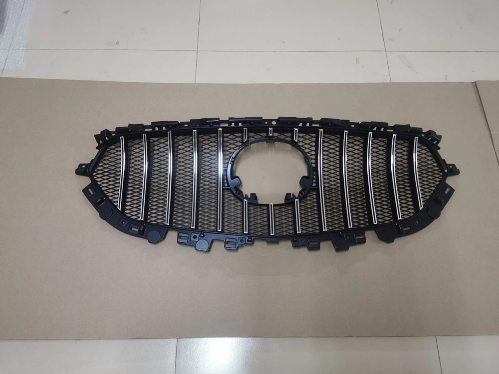 Rejilla delantera deportiva tipo honeycomb para Mazda CX-5 y CX-8 2017-2020 - imagen 2