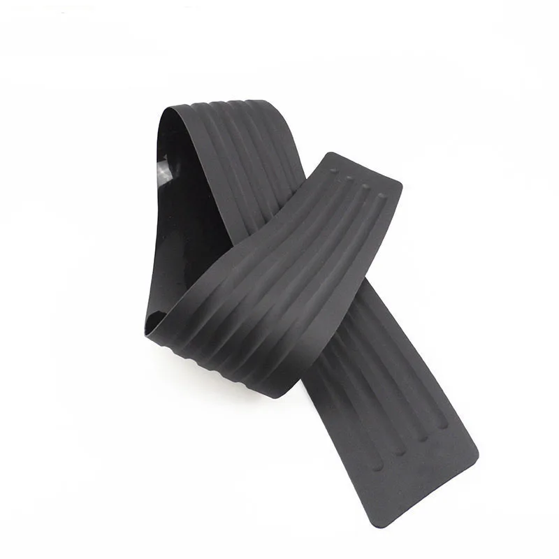 Embellecedor parachoques trasero Suzuki SX4 – protector goma - imagen 3