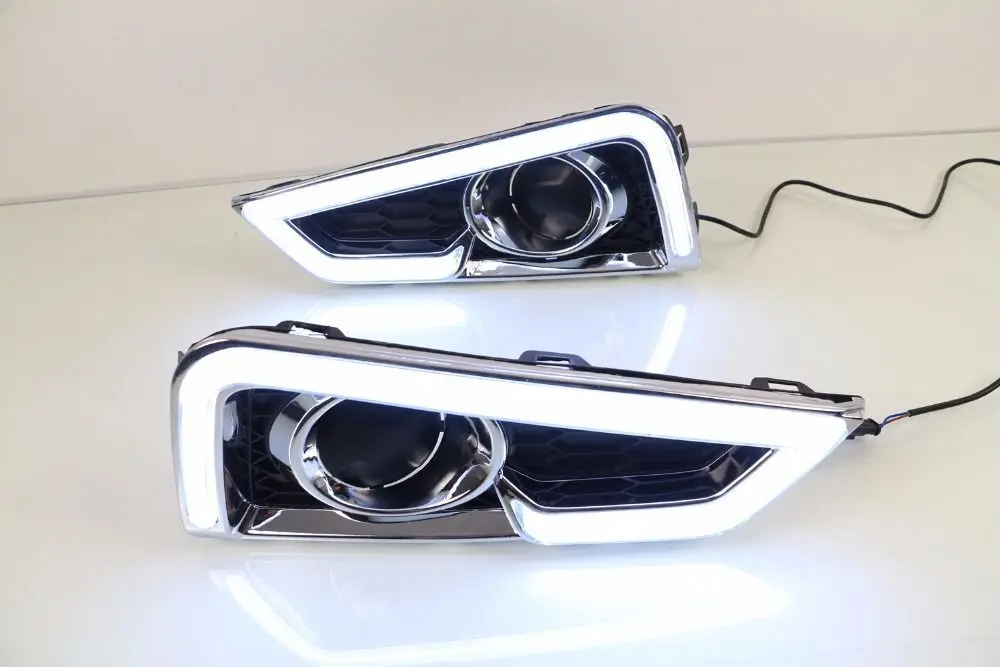 Detalle de la lámpara LED para montaje frontal