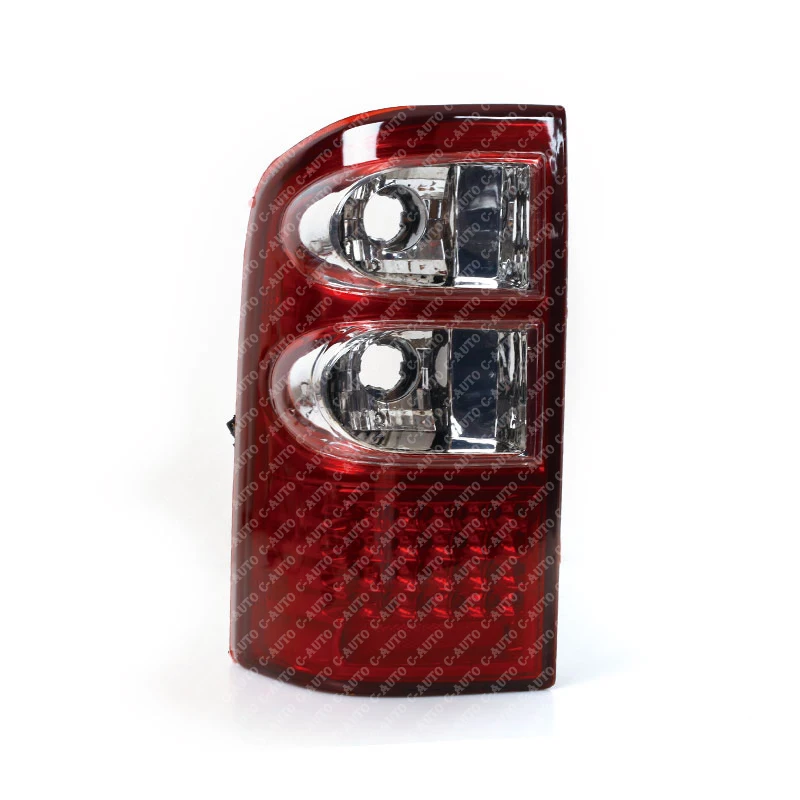 Luz trasera LED Nissan Patrol Y61 vista lateral