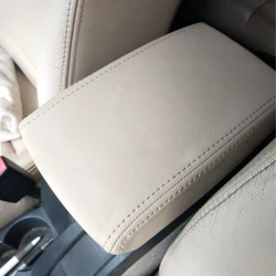 Funda de piel para reposabrazos central – Skoda Octavia 2007-2014