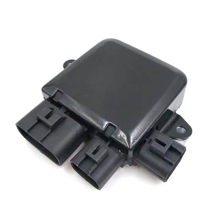 1355A053 Módulo control ventilador radiador Nissan 370Z y GT-R - imagen 4