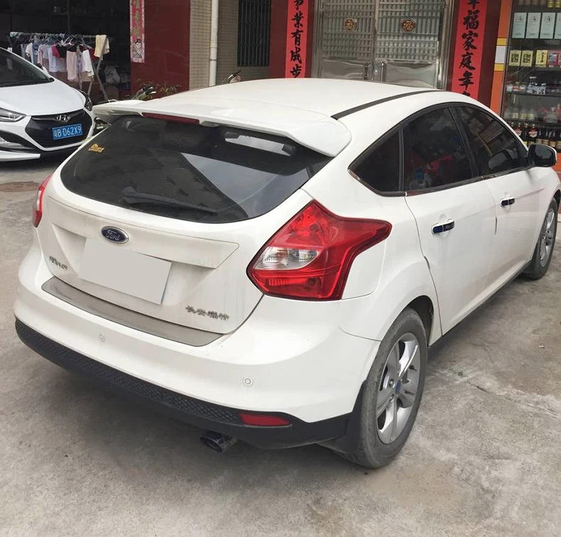 Alerón trasero Ford Focus Hatchback MK3 2012-2018 ABS - imagen 5