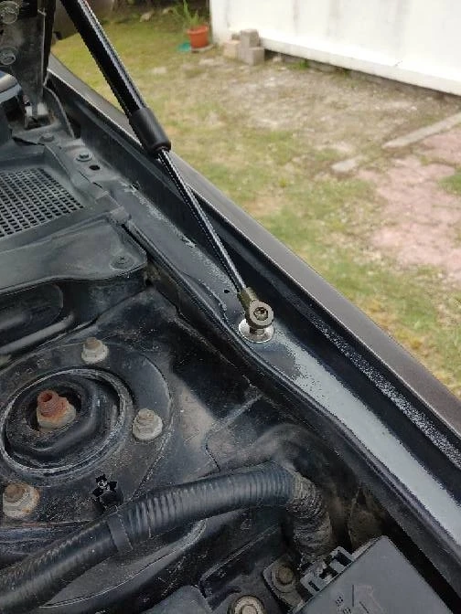 Amortiguador de capó para Ford Escape MK1, Maverick y Mazda Tribute - imagen 5