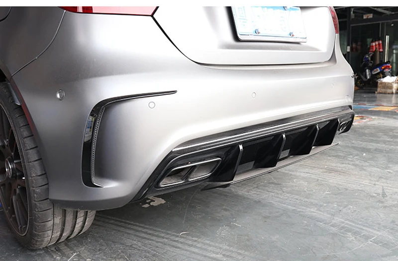 Alerones de parachoques trasero ABS negro – Mercedes A W176 - imagen 4
