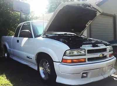 Puntales gas para capó Chevrolet S-10, GMC Sonoma e Isuzu 1993-2004