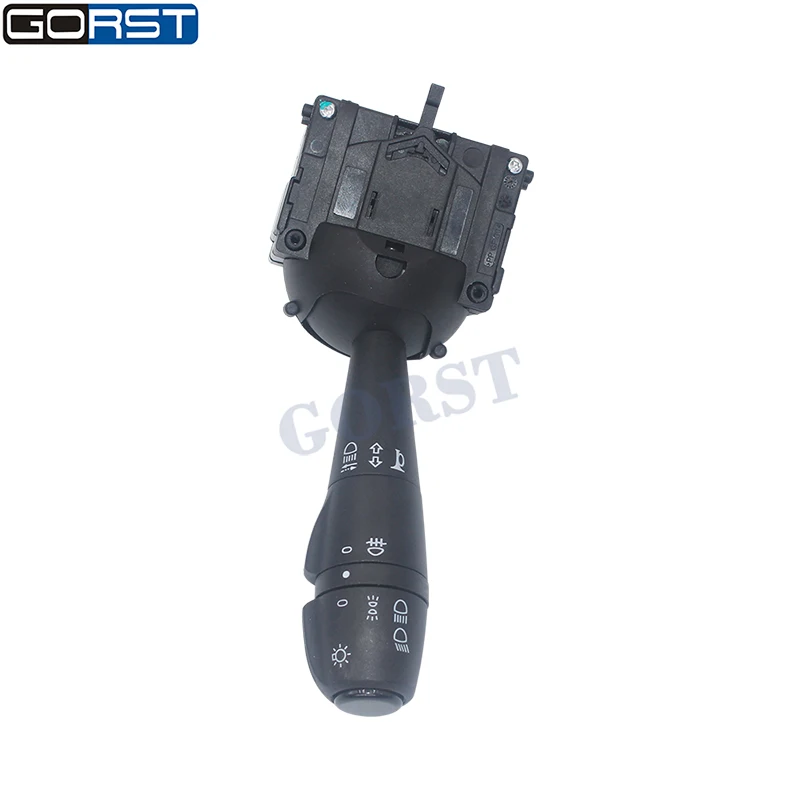 Detalle del conector y la carcasa del interruptor
