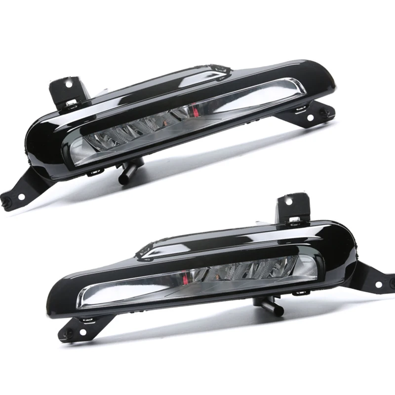Detalle de los faros antiniebla DRL