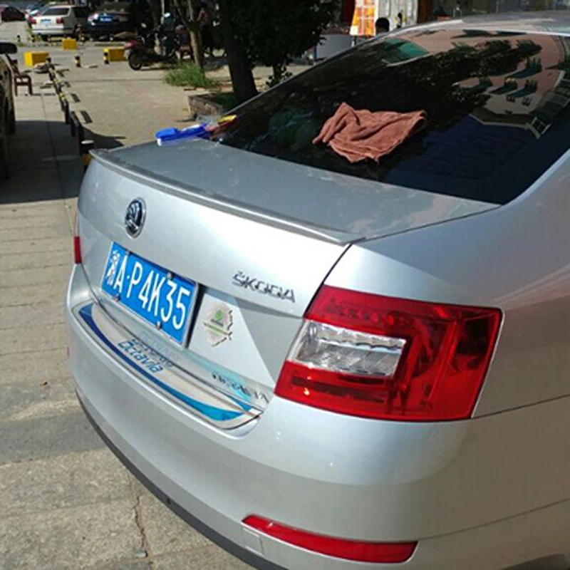 Alerón trasero ABS Skoda Octavia MK3 2015-2016 - imagen 5