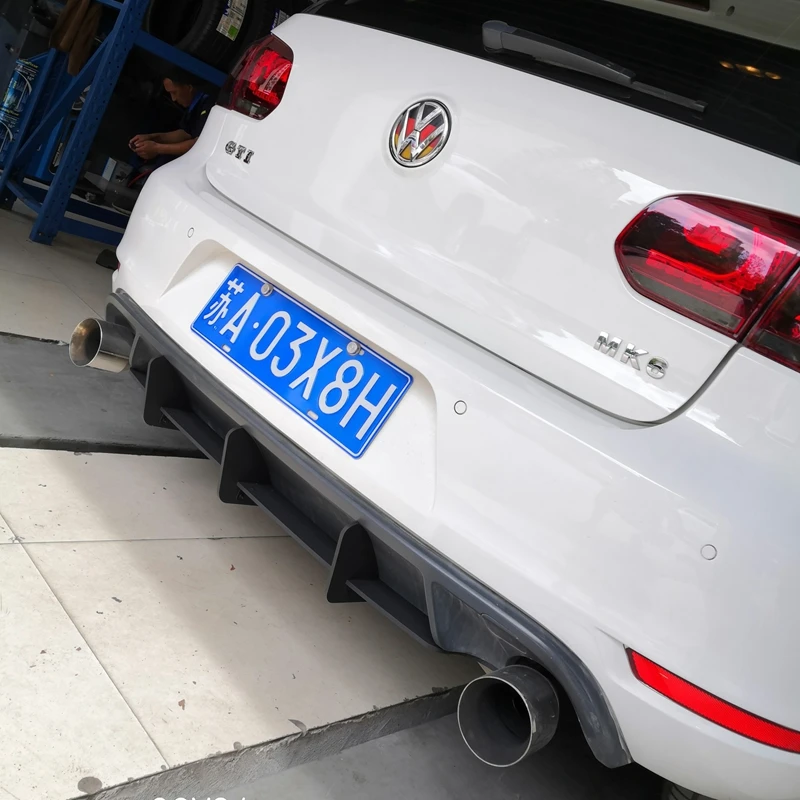 Aletas tipo tiburón para difusor trasero VW Golf VII GTI - imagen 5