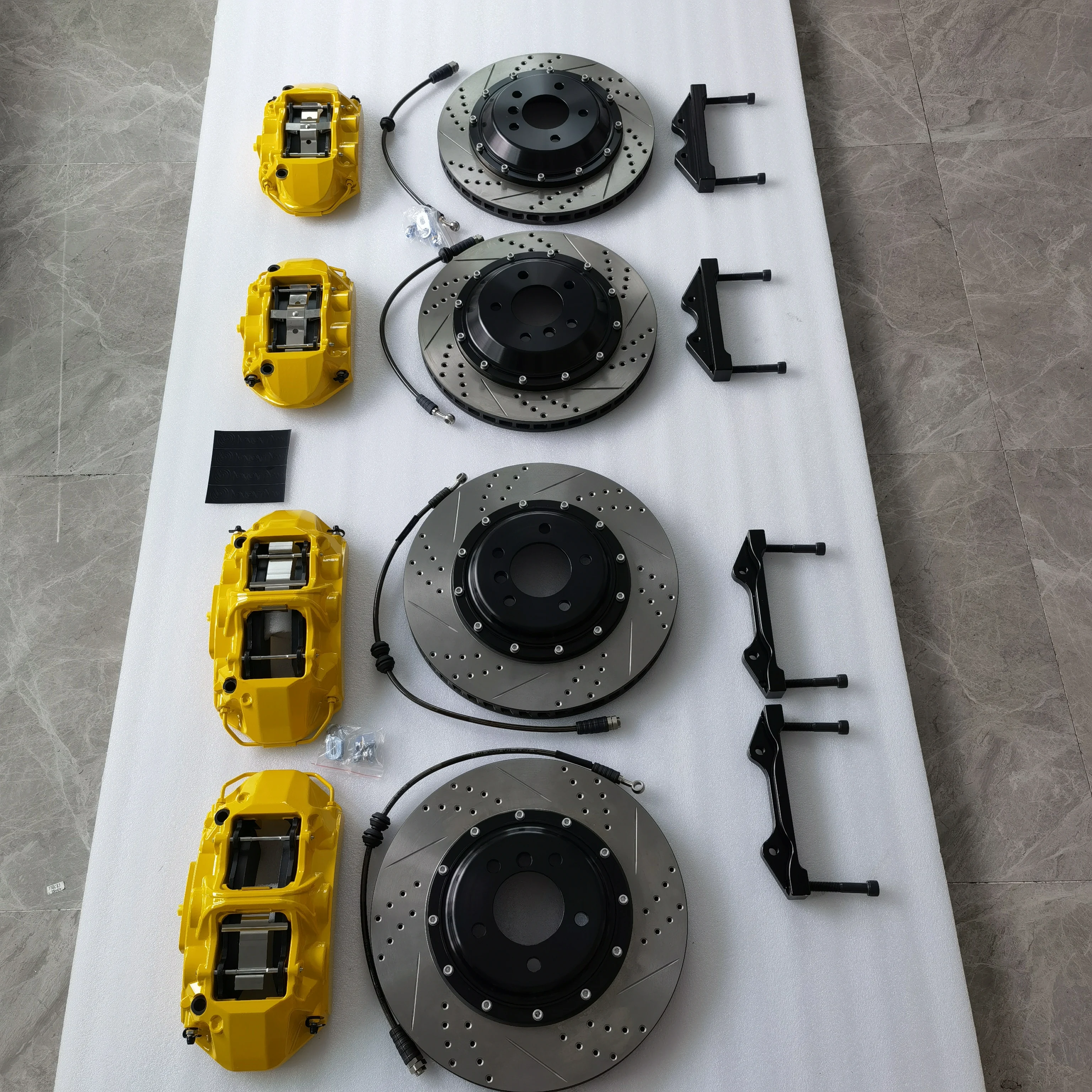 Kit Frenos Rendimiento Pistón 6/4 – BMW E36 E46 E90 M3 E60 M5