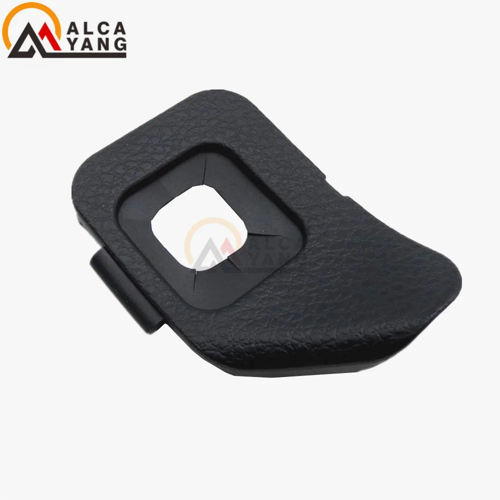 45186-0D050-C0 Cubierta para control de crucero - Toyota Yaris - imagen 3