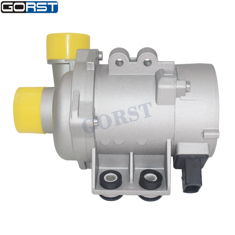 Detalle de la bomba de agua eléctrica y su conector