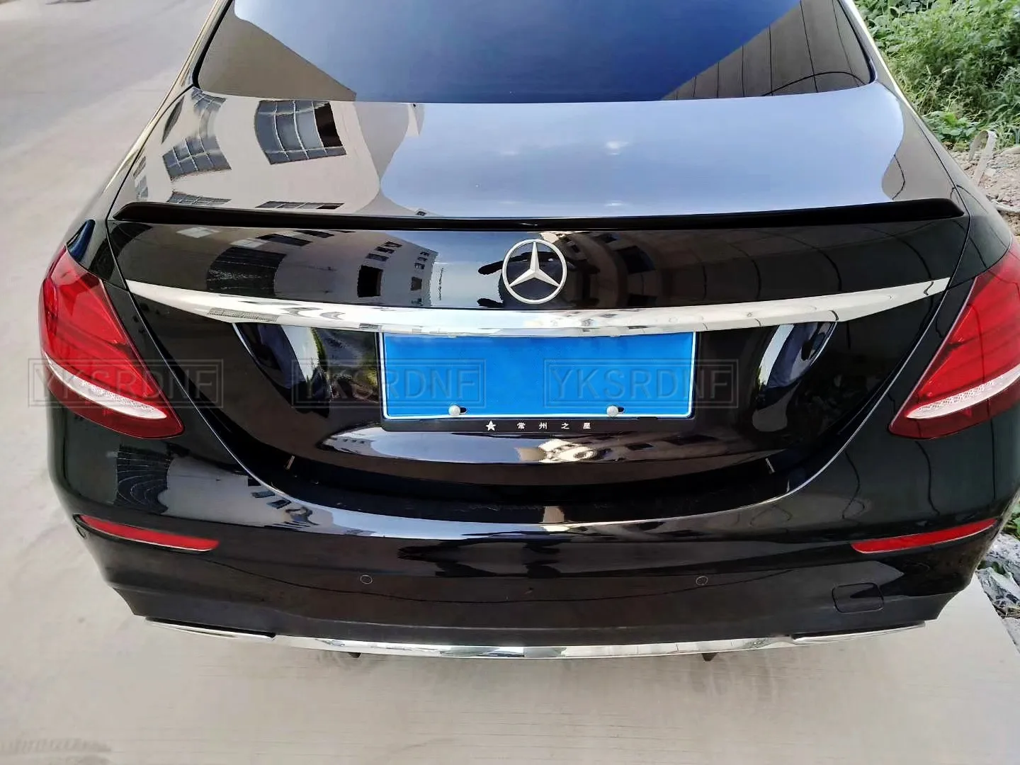 Alerón trasero ABS Mercedes Clase E W213 E200 E300 2013-2019 - imagen 2