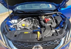 Prop amortiguador de gas para capó delantero – Nissan Qashqai J12