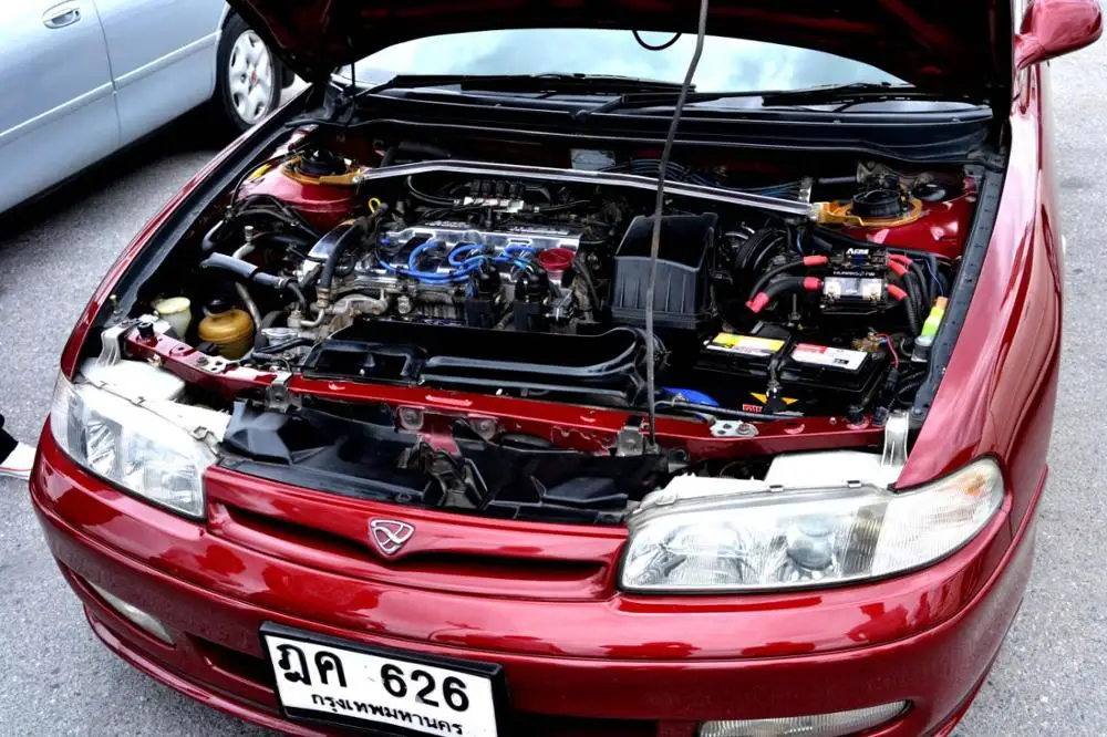 Puntales de gas para capó delantero Mazda 626 Cronos Capella GE 1991-1997