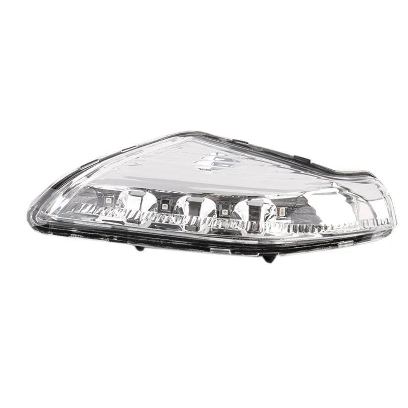 Detalle de la luz LED de giro para espejo