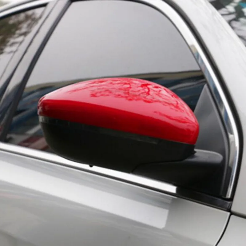 Aplicación de la cubierta sobre el retrovisor