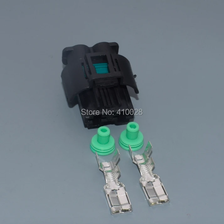 Conector conectado al sensor automático