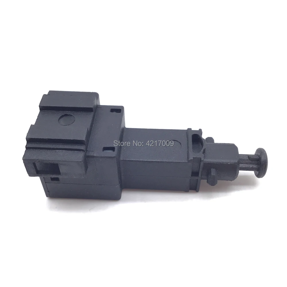 1J0 945 511A Interruptor de luz de freno Seat Ibiza Leon y Audi A3 - imagen 2