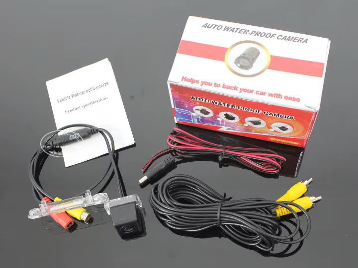 Accesorios y cableado incluidos con la cámara trasera