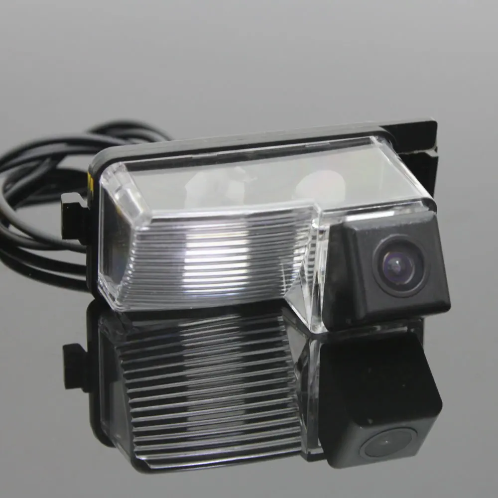 Cámara trasera HD CCD de aparcamiento para Dodge Trazo Hatchback - imagen 2
