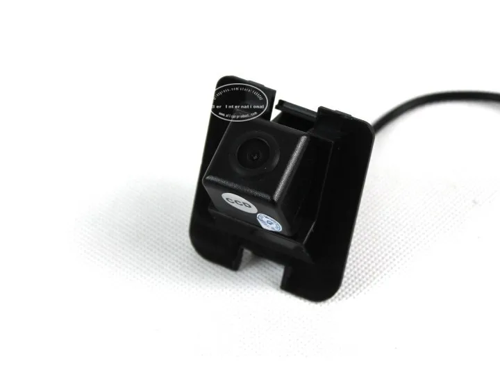Esquema de conexión y cableado de la cámara trasera