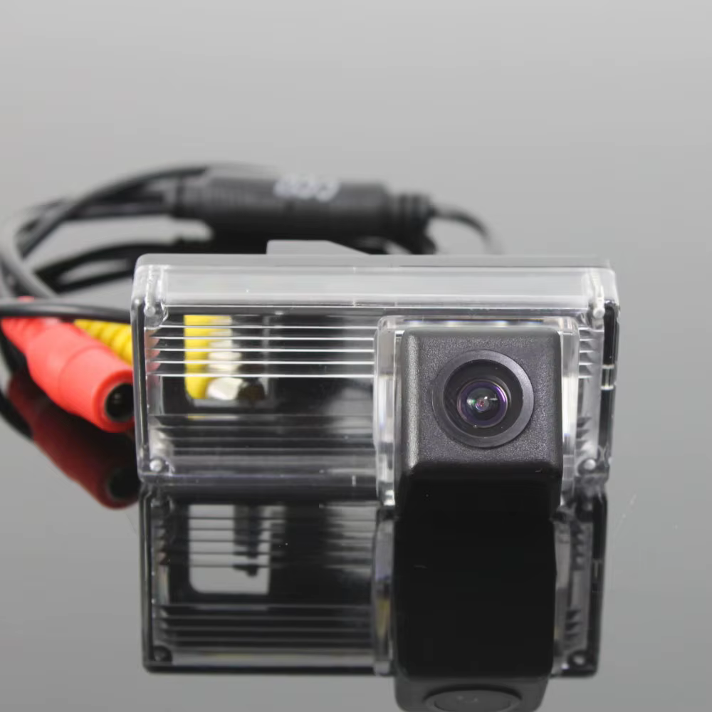 Cámara Marcha Atrás Toyota Land Cruiser/Prado Sin Rueda – Kit CCD HD - imagen 3