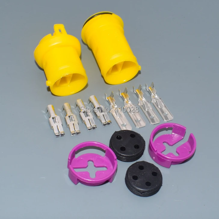 Vista adicional del conector automotriz
