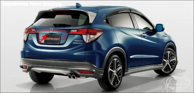 Cámara de visión trasera Liislee instalada en Honda Vezel