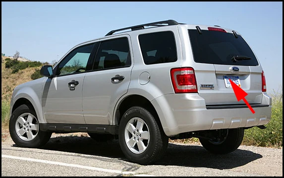 Ubicación de la cámara trasera para Ford Escape